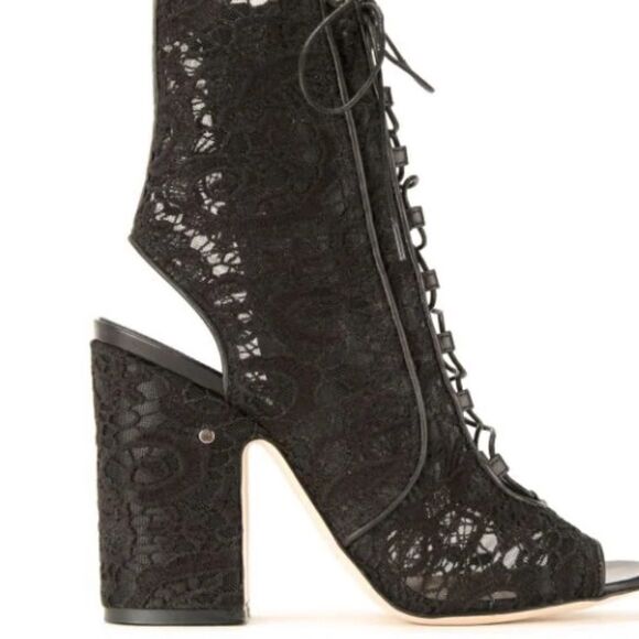 New Lawrence Decade Lace Booties NWOB - Picture 8 of 8